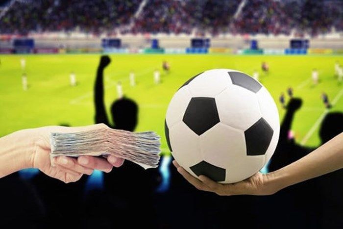 Luật Chơi Bóng Đá Cơ Bản Mà Fan Hâm Mộ Cần Hiểu 5 nen-nam-luat-choi-bong-da-co-ban